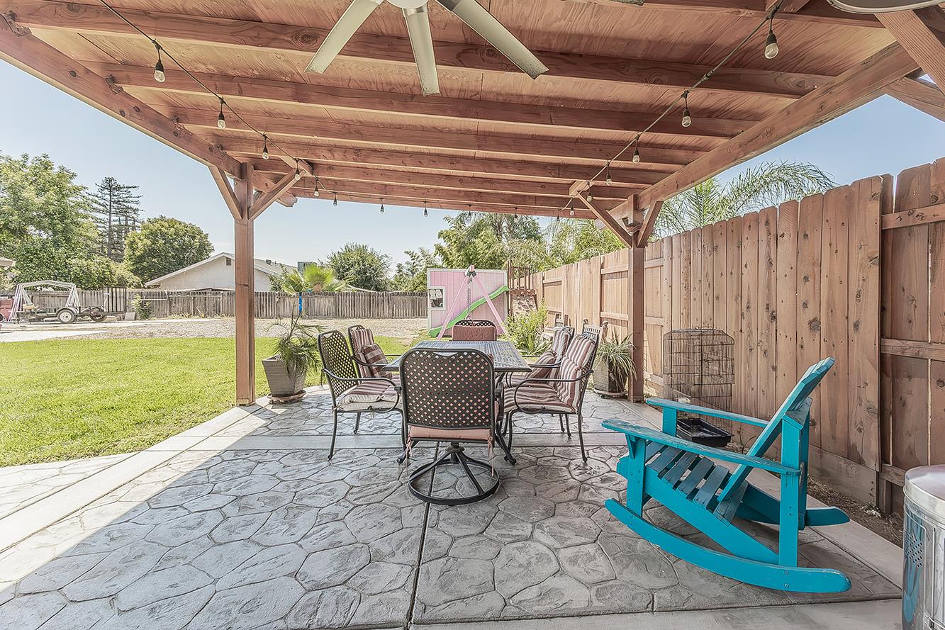 1534 S Sylmar Ave, Fresno, CA 93727