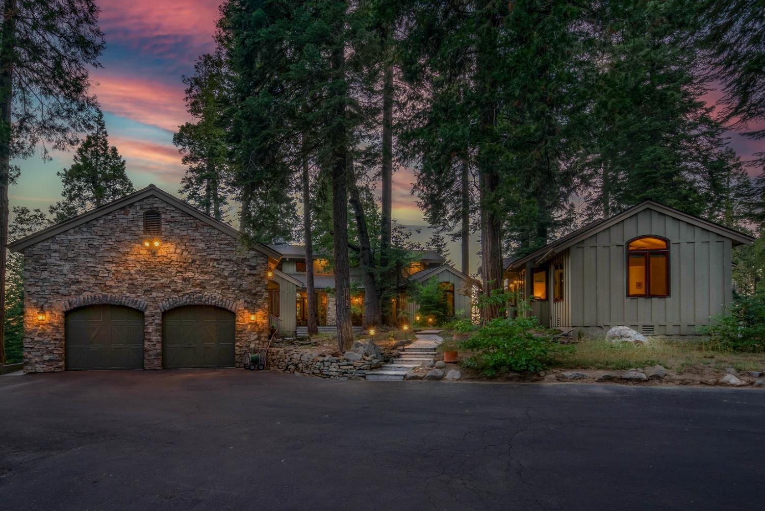 39155 Pitchwood Ln, Shaver Lake, CA 93664