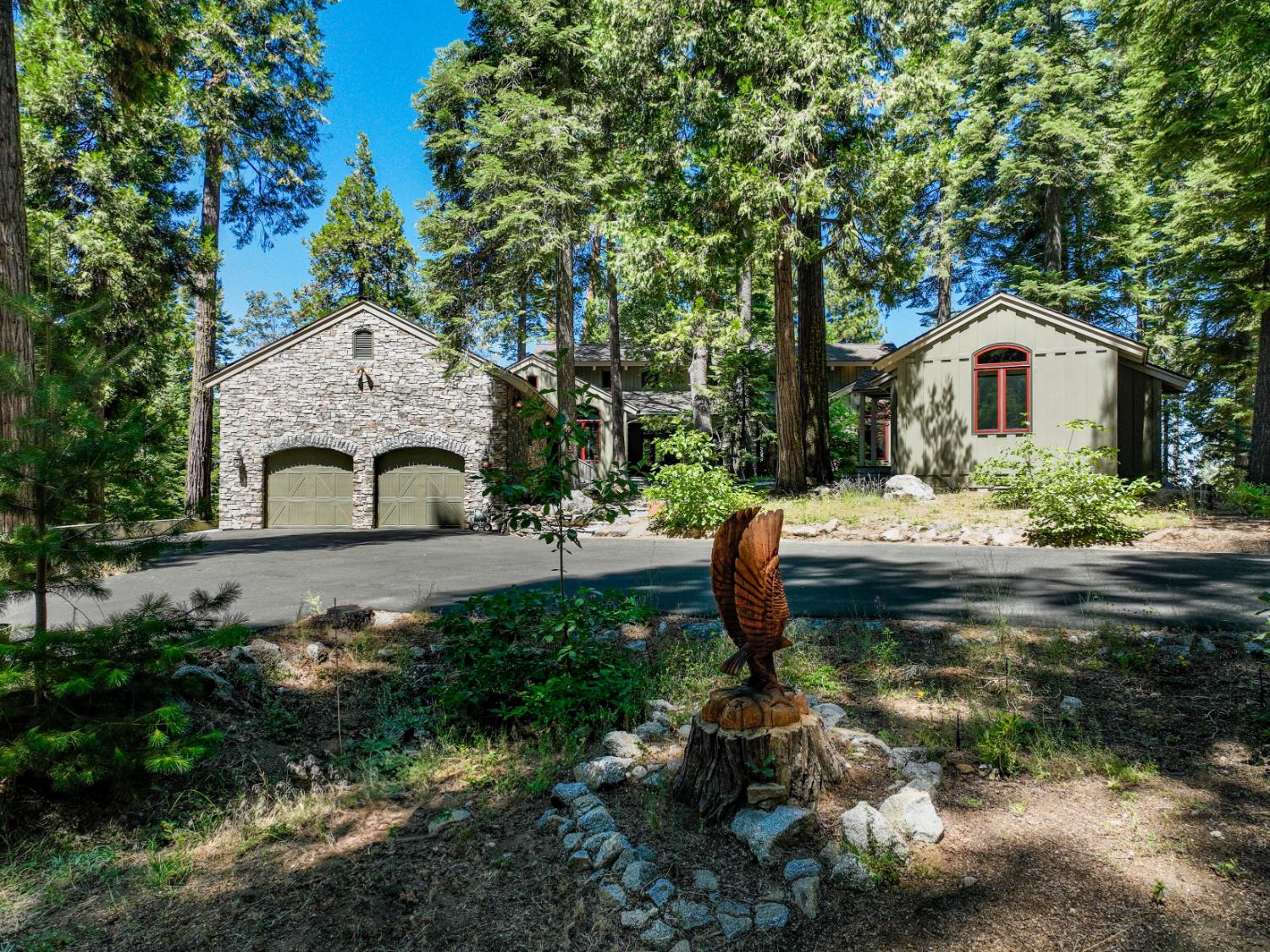 39155 Pitchwood Ln, Shaver Lake, CA 93664