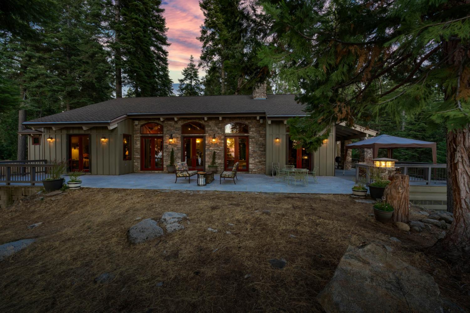39155 Pitchwood Ln, Shaver Lake, CA 93664
