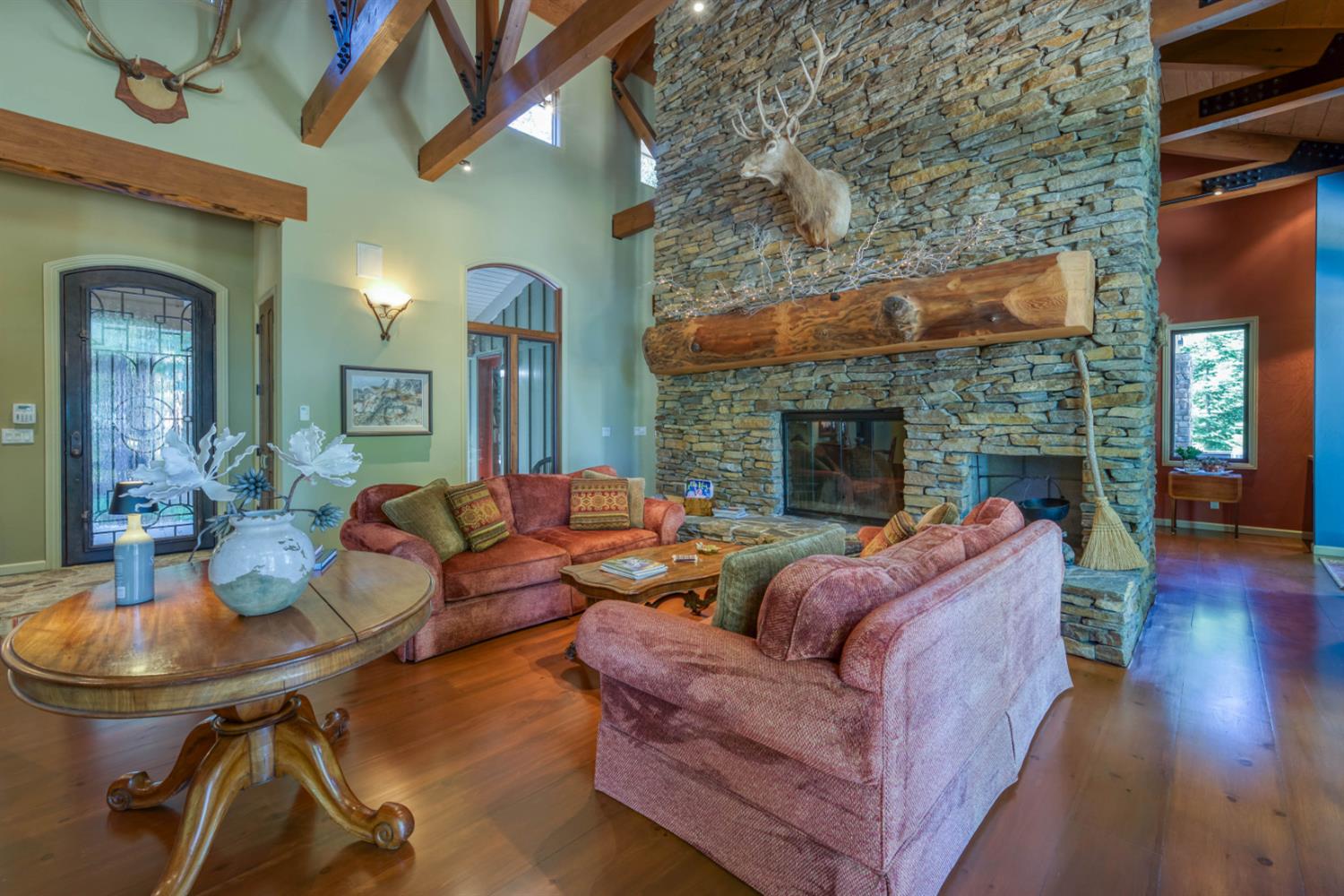 39155 Pitchwood Ln, Shaver Lake, CA 93664