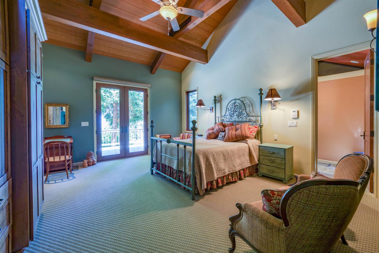 39155 Pitchwood Ln, Shaver Lake, CA 93664