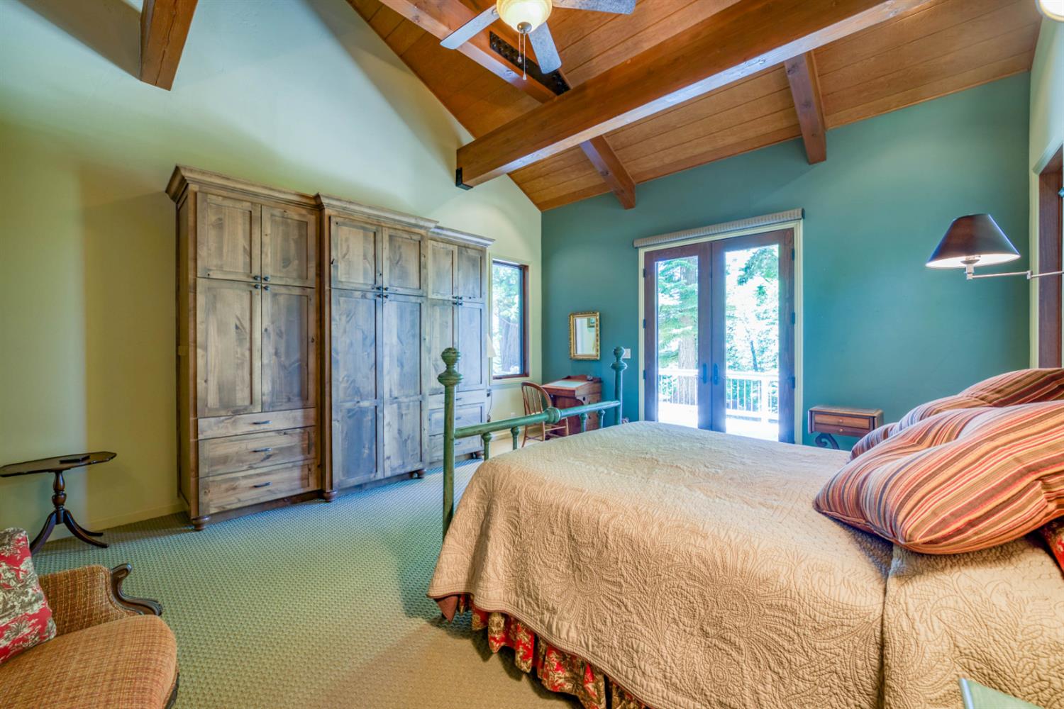 39155 Pitchwood Ln, Shaver Lake, CA 93664
