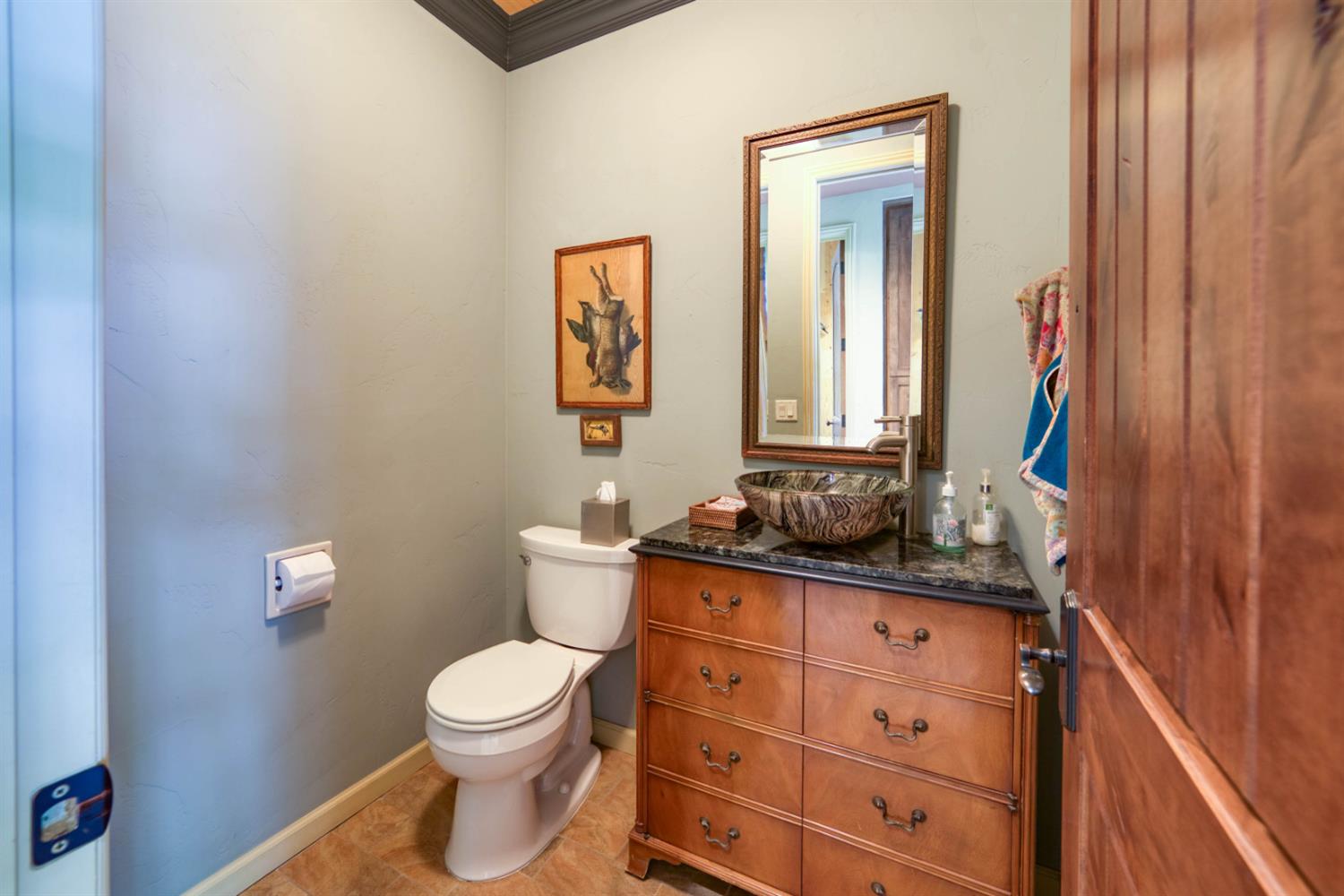 39155 Pitchwood Ln, Shaver Lake, CA 93664