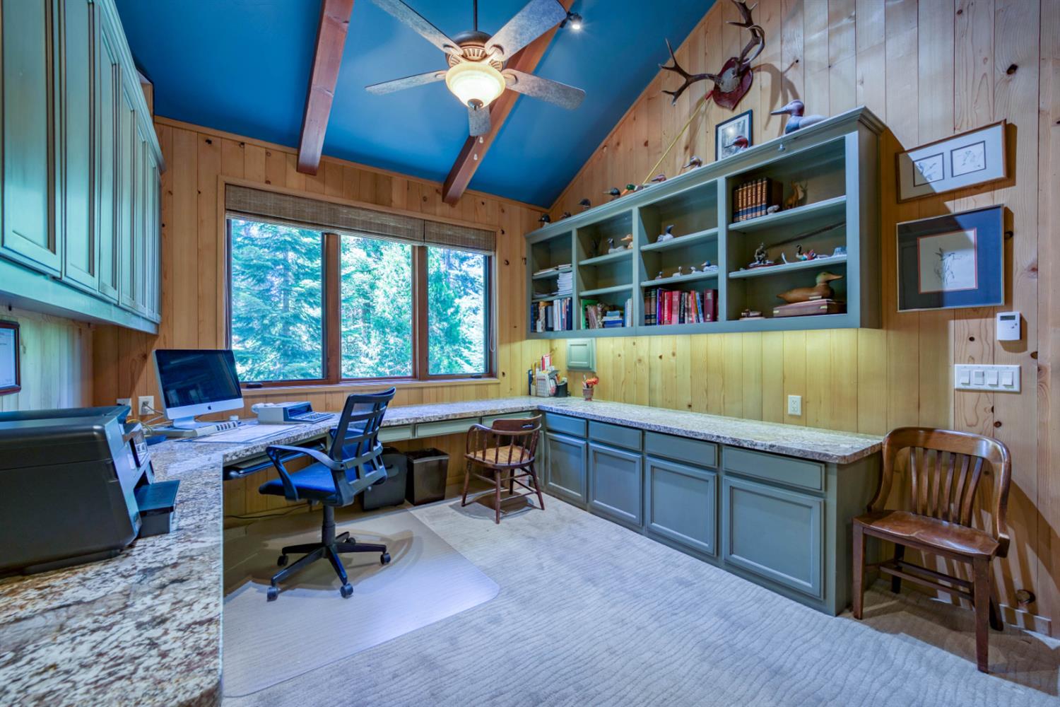 39155 Pitchwood Ln, Shaver Lake, CA 93664