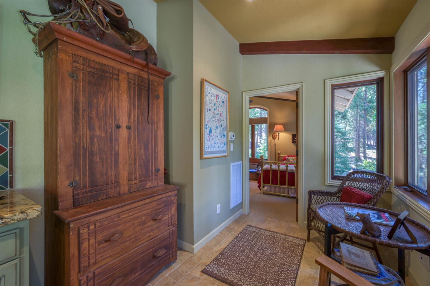 39155 Pitchwood Ln, Shaver Lake, CA 93664