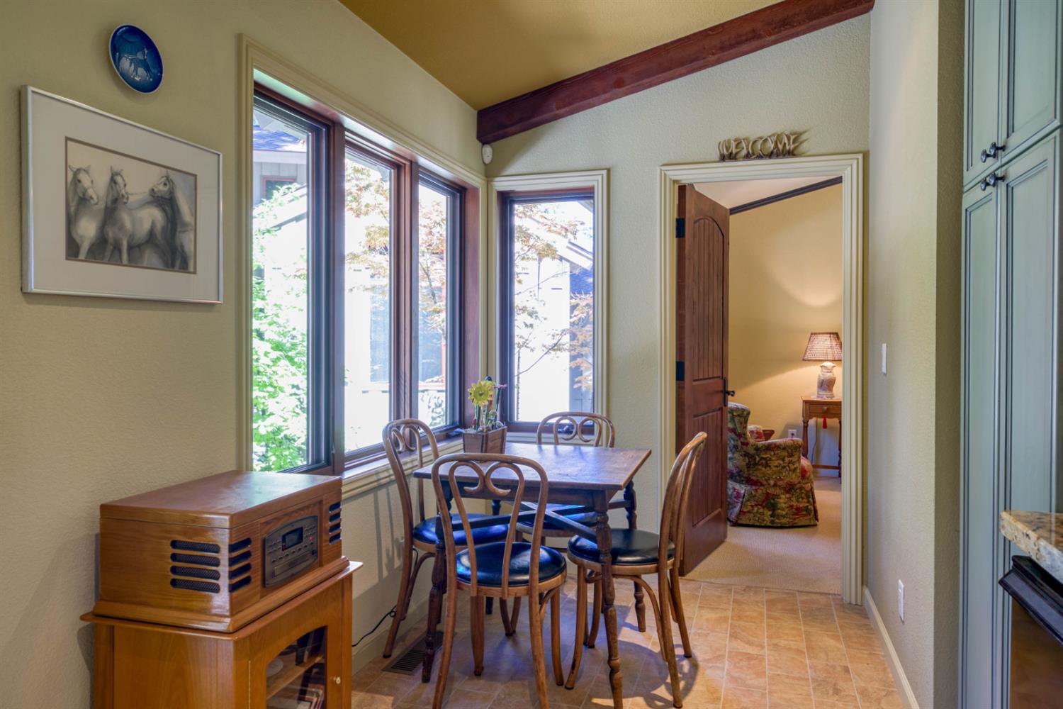 39155 Pitchwood Ln, Shaver Lake, CA 93664