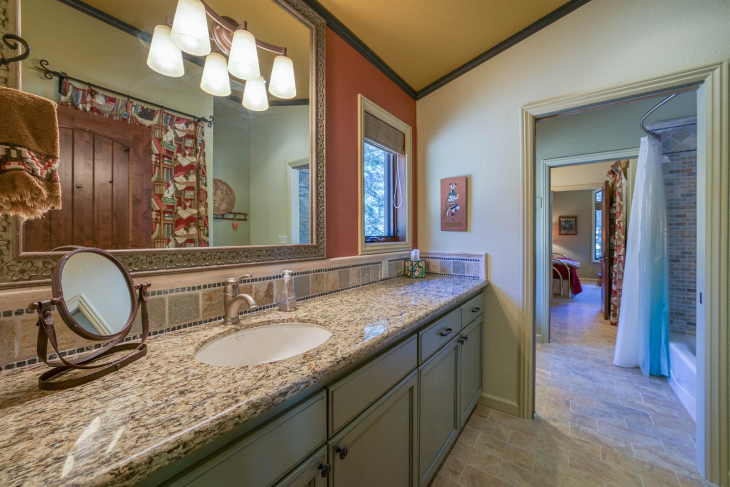 39155 Pitchwood Ln, Shaver Lake, CA 93664