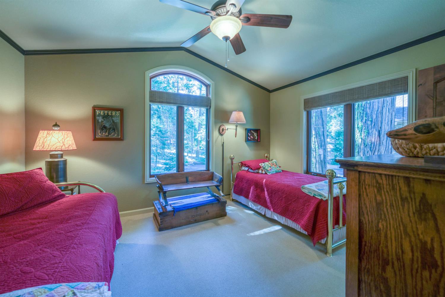 39155 Pitchwood Ln, Shaver Lake, CA 93664