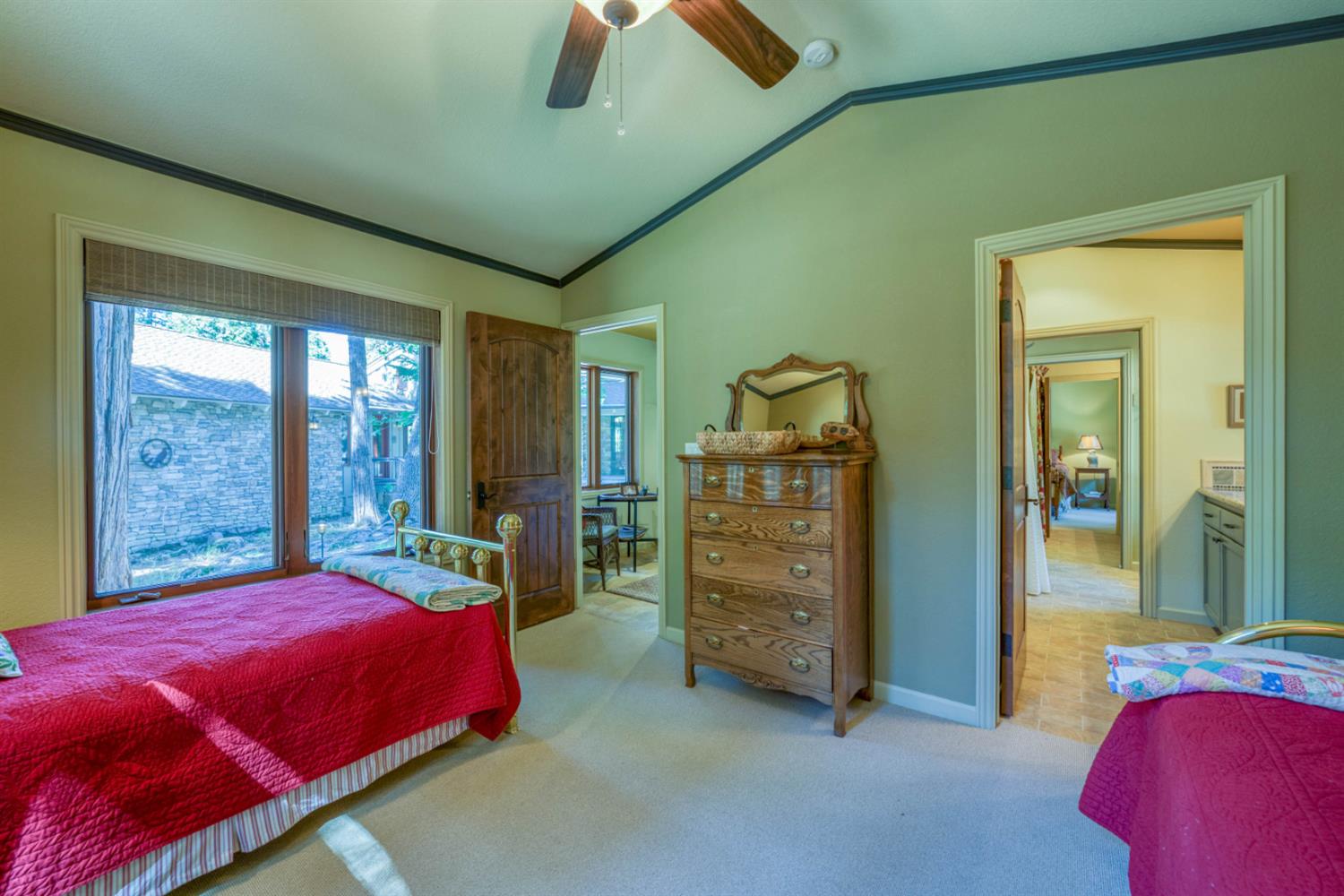 39155 Pitchwood Ln, Shaver Lake, CA 93664