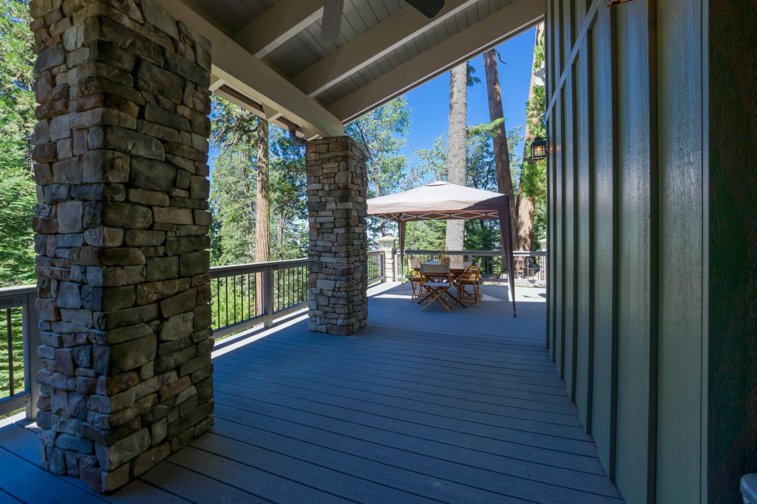 39155 Pitchwood Ln, Shaver Lake, CA 93664