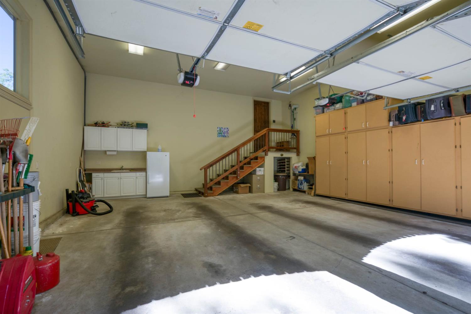 39155 Pitchwood Ln, Shaver Lake, CA 93664