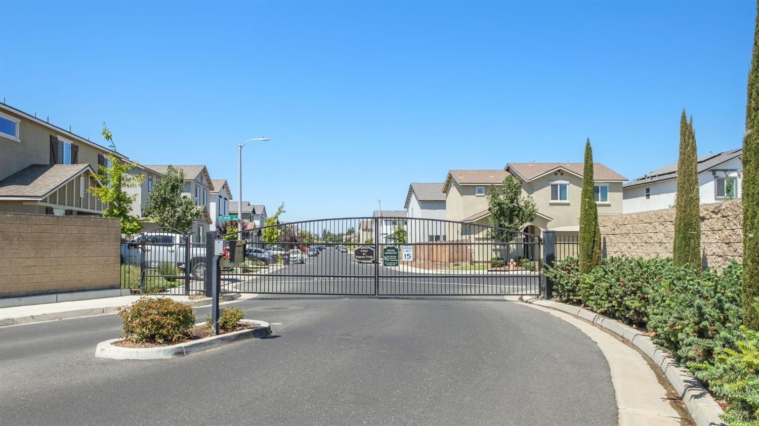 3233 E Mary Ave, Visalia, CA 93292