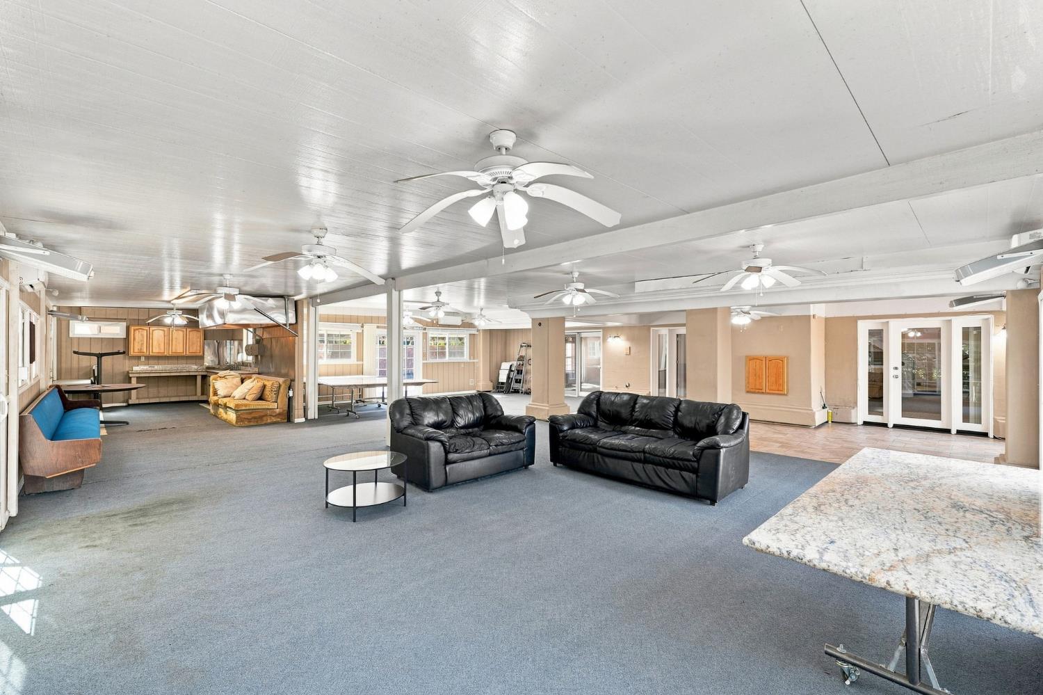 8067 N Belmont Ave, Fresno, CA 93737