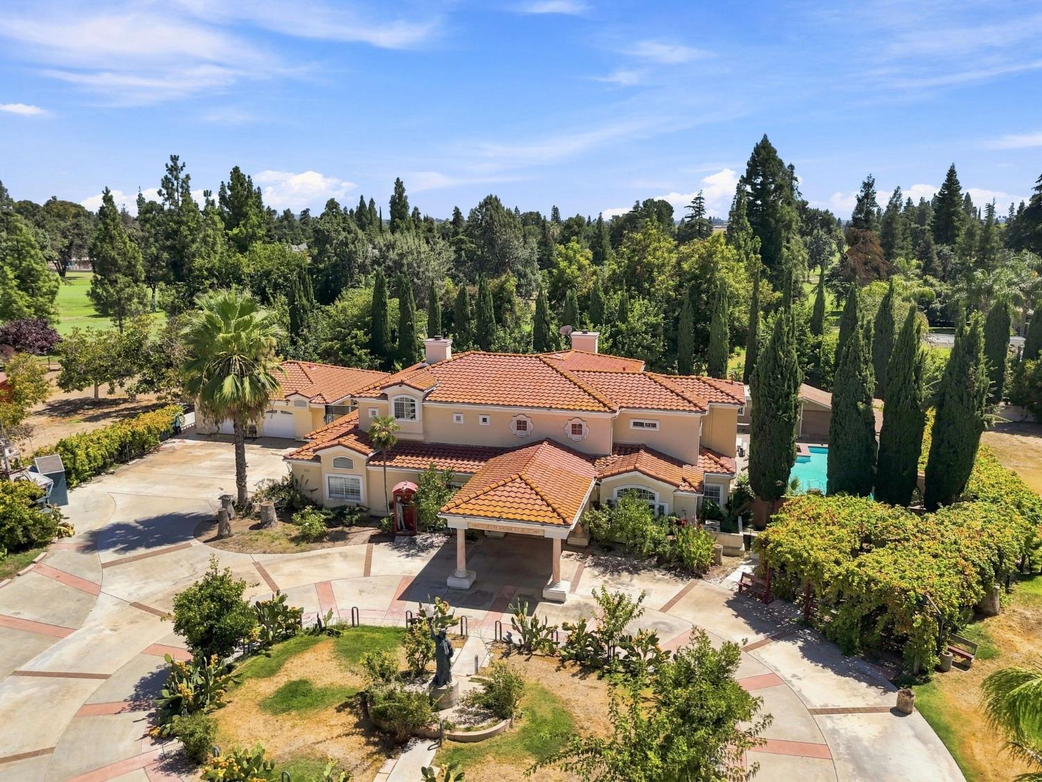 8067 N Belmont Ave, Fresno, CA 93737