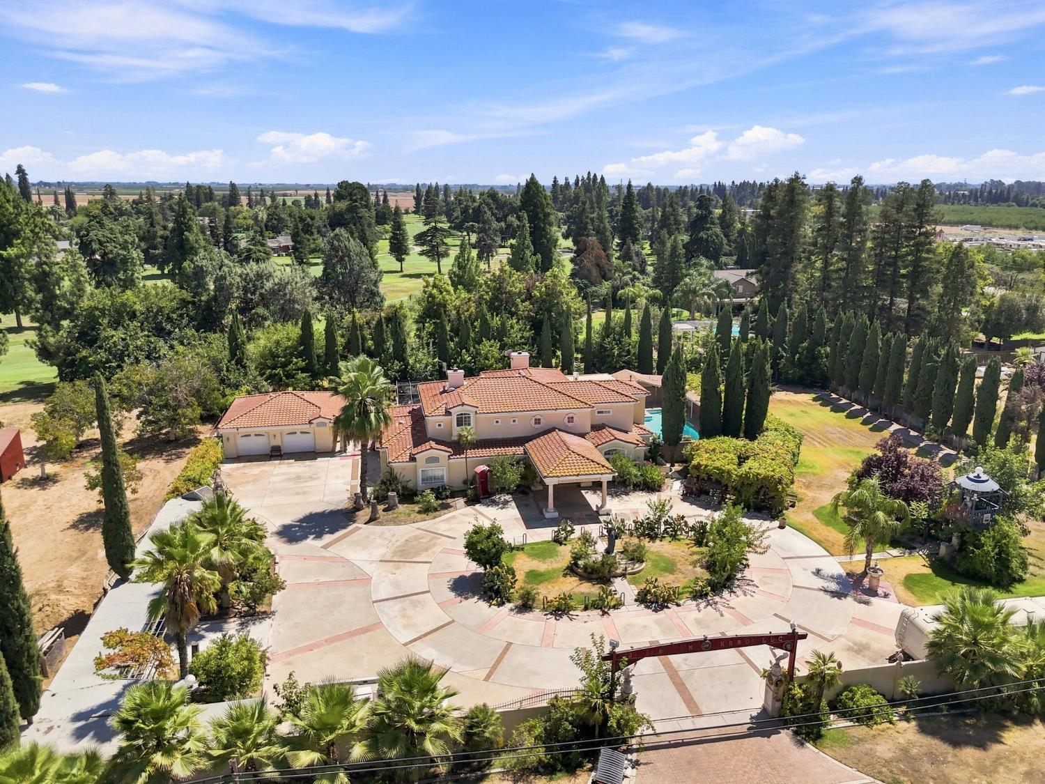 8067 N Belmont Ave, Fresno, CA 93737