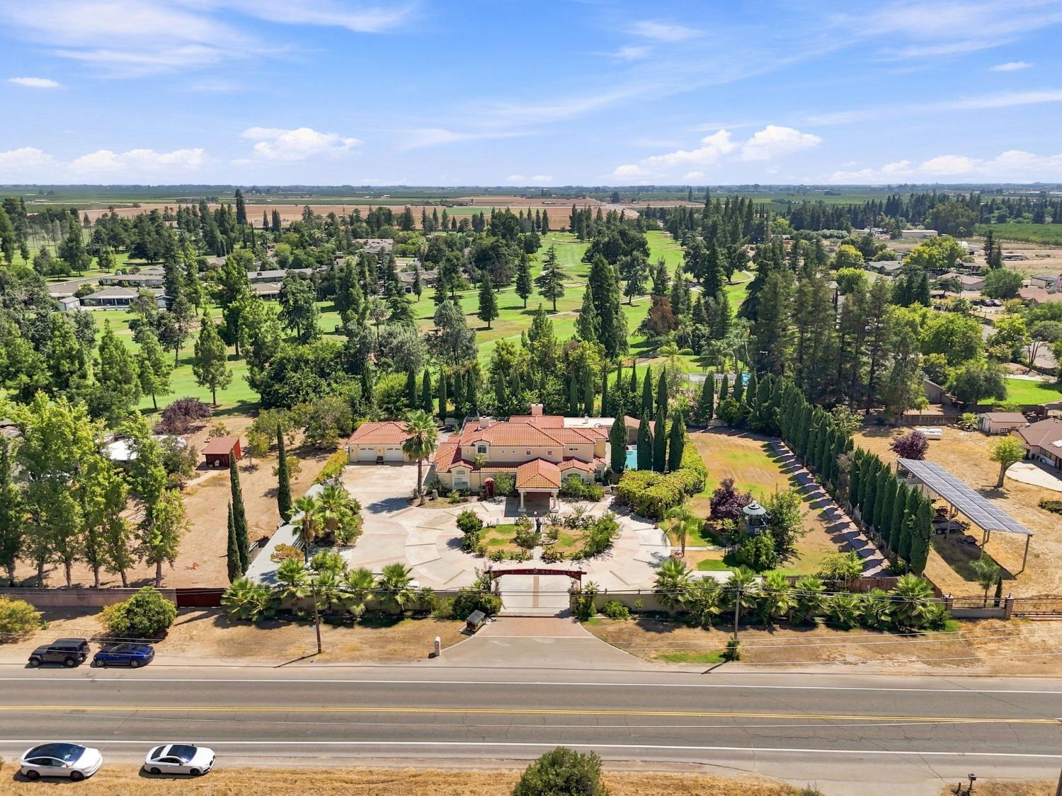 8067 N Belmont Ave, Fresno, CA 93737