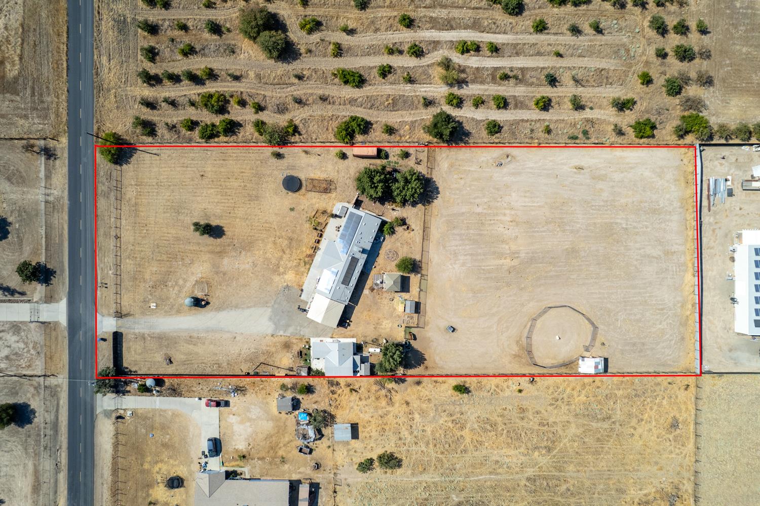 17112 Monreal Rd, Madera, CA 93636