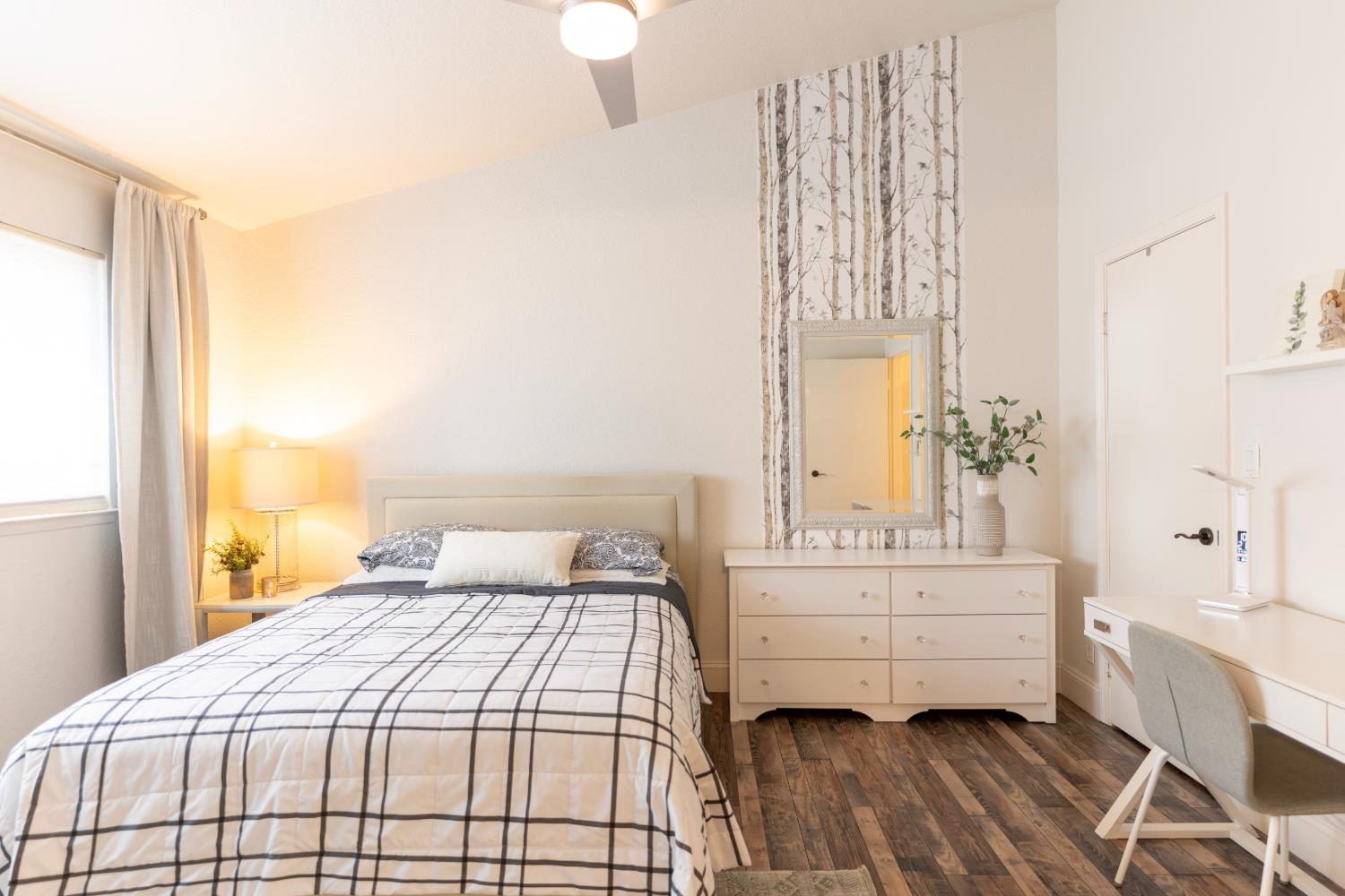 8147 N Cedar Ave #211, Fresno, CA 93720