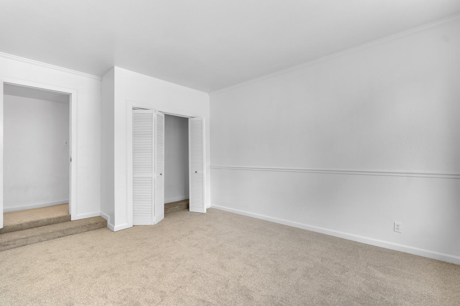 4538 E Ashcroft, Fresno, CA 93726
