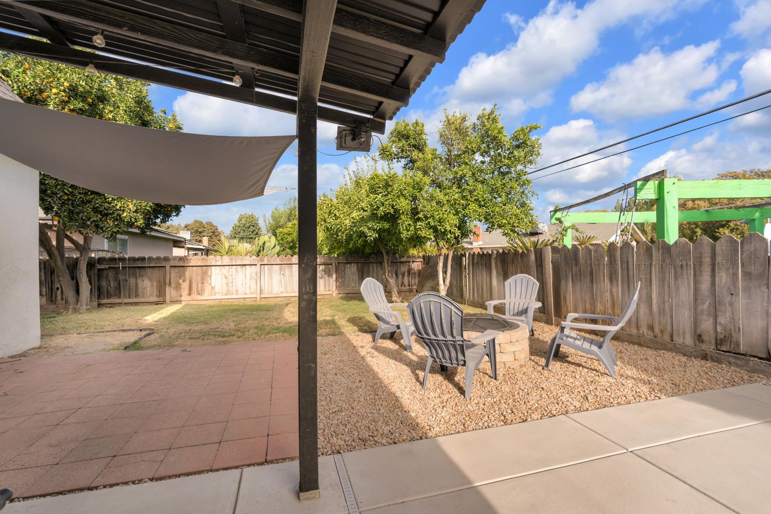 4538 E Ashcroft, Fresno, CA 93726