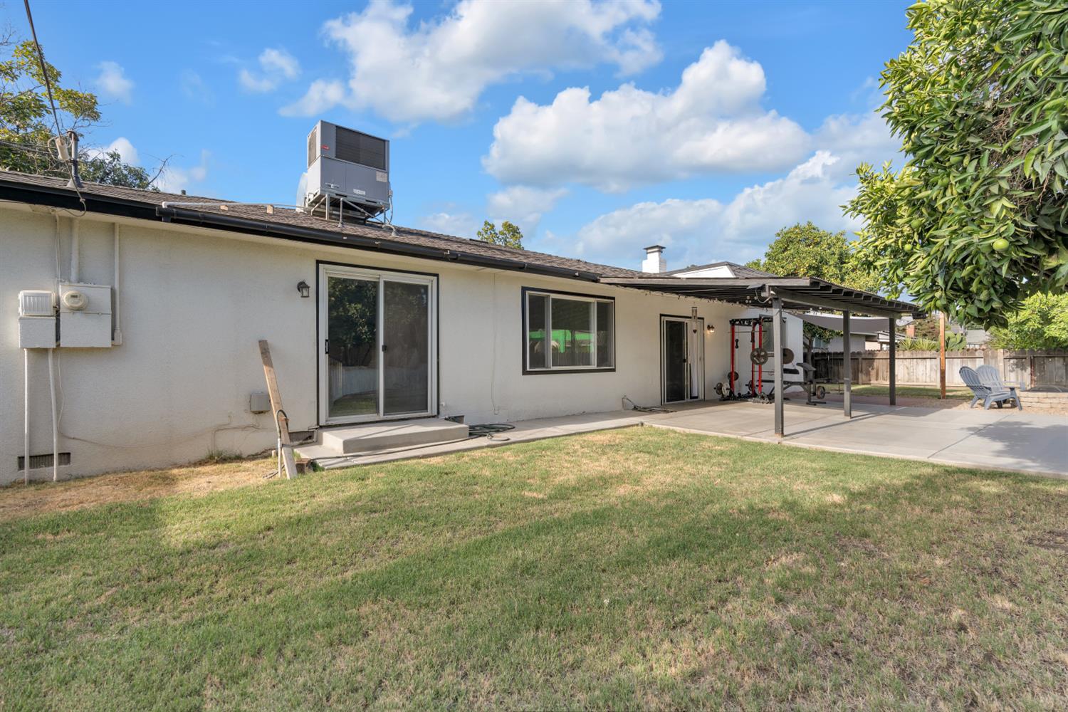 4538 E Ashcroft, Fresno, CA 93726