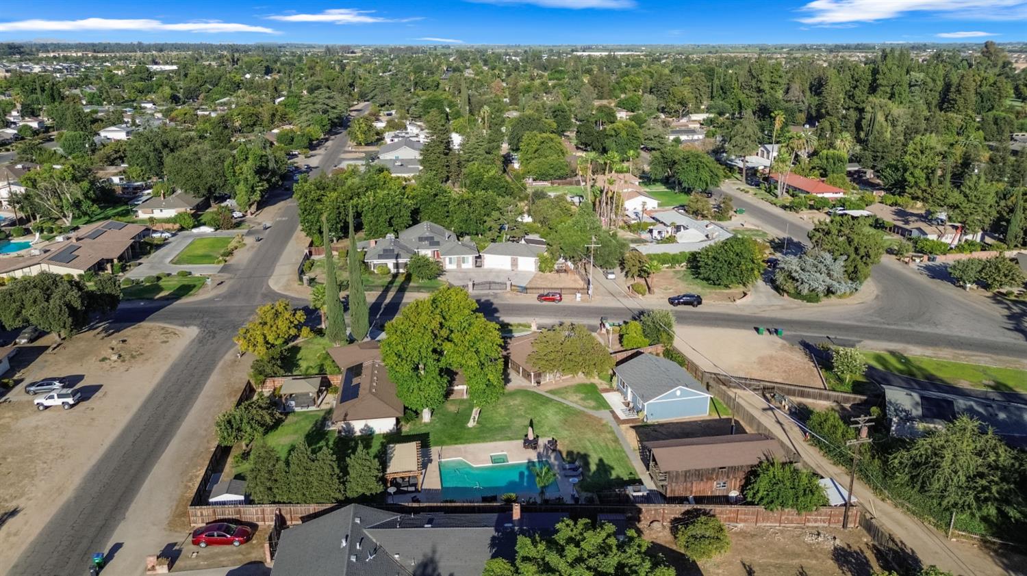 1112 S Sunnyside Ave, Fresno, CA 93727