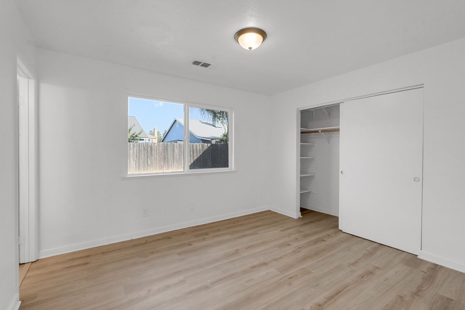 2122 Harrison Ct, Chowchilla, CA 93610