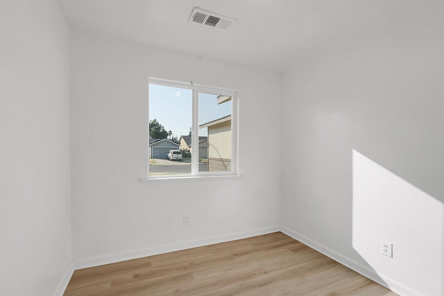 2122 Harrison Ct, Chowchilla, CA 93610