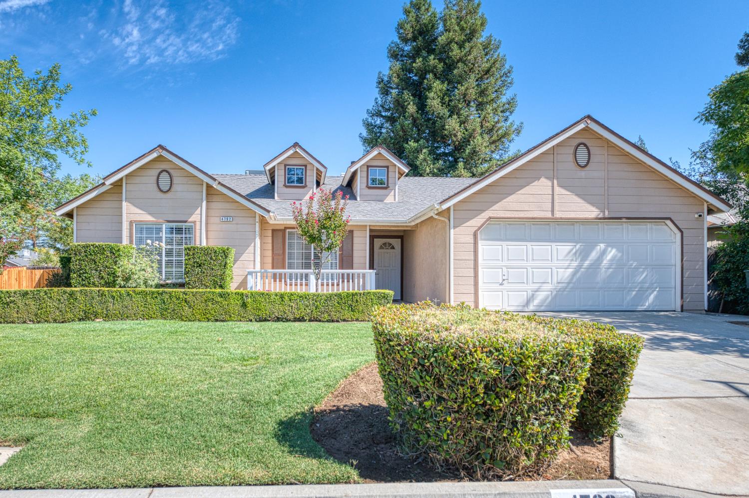 4792 W Mesa Ave, Fresno, CA 93722