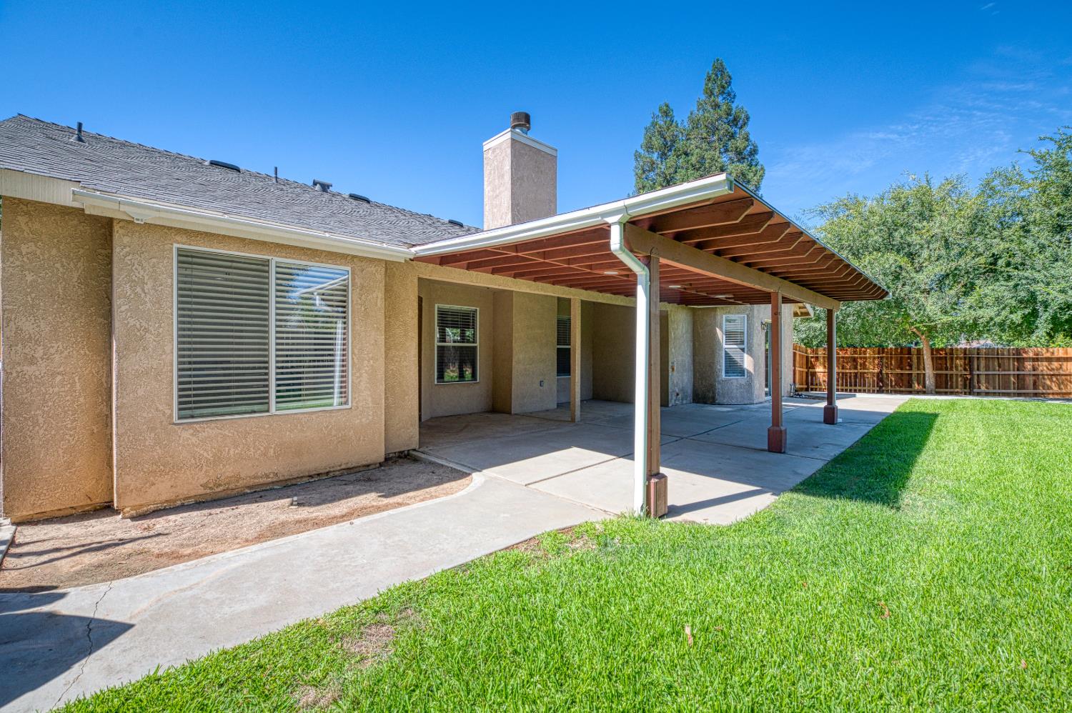 4792 W Mesa Ave, Fresno, CA 93722