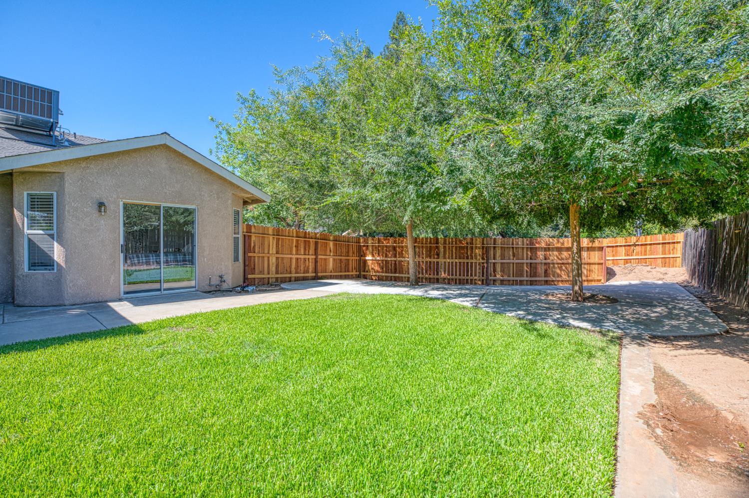 4792 W Mesa Ave, Fresno, CA 93722