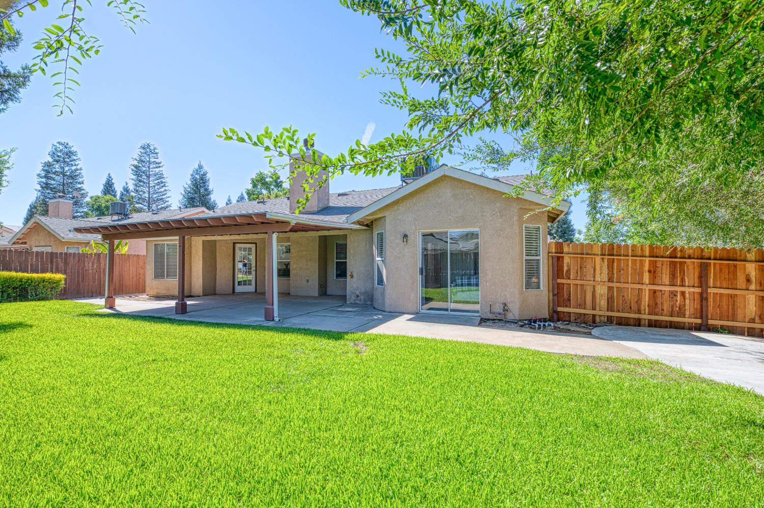 4792 W Mesa Ave, Fresno, CA 93722