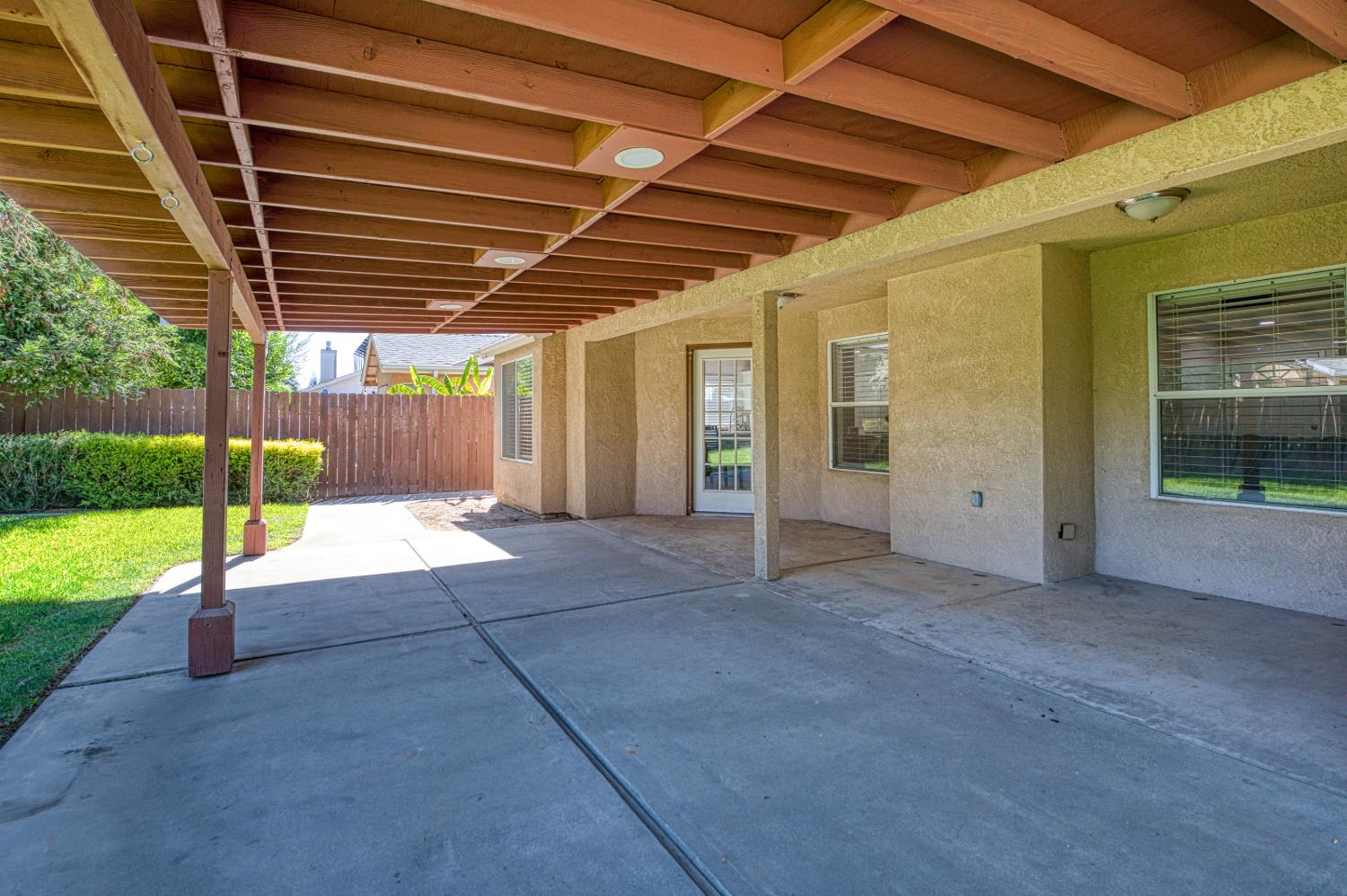 4792 W Mesa Ave, Fresno, CA 93722