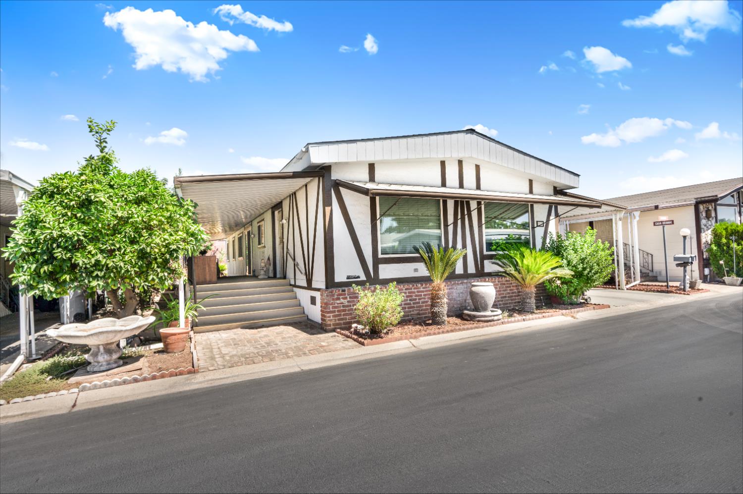 2706 W Ashlan Ave #54, Fresno, CA 93705