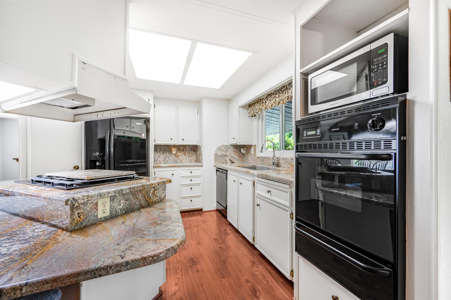 2706 W Ashlan Ave #54, Fresno, CA 93705
