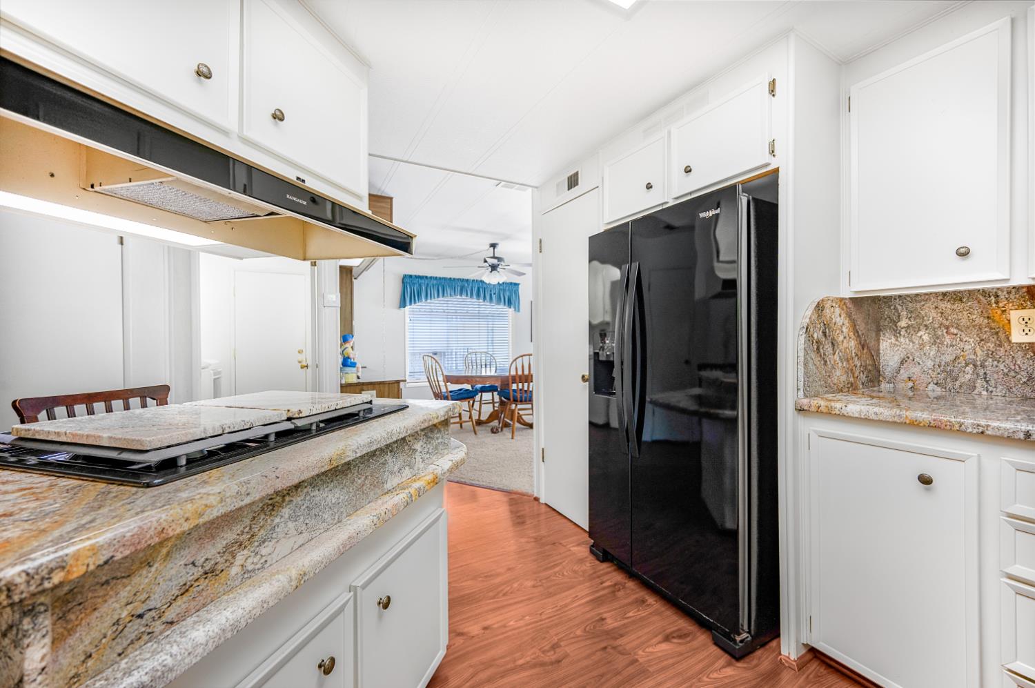 2706 W Ashlan Ave #54, Fresno, CA 93705