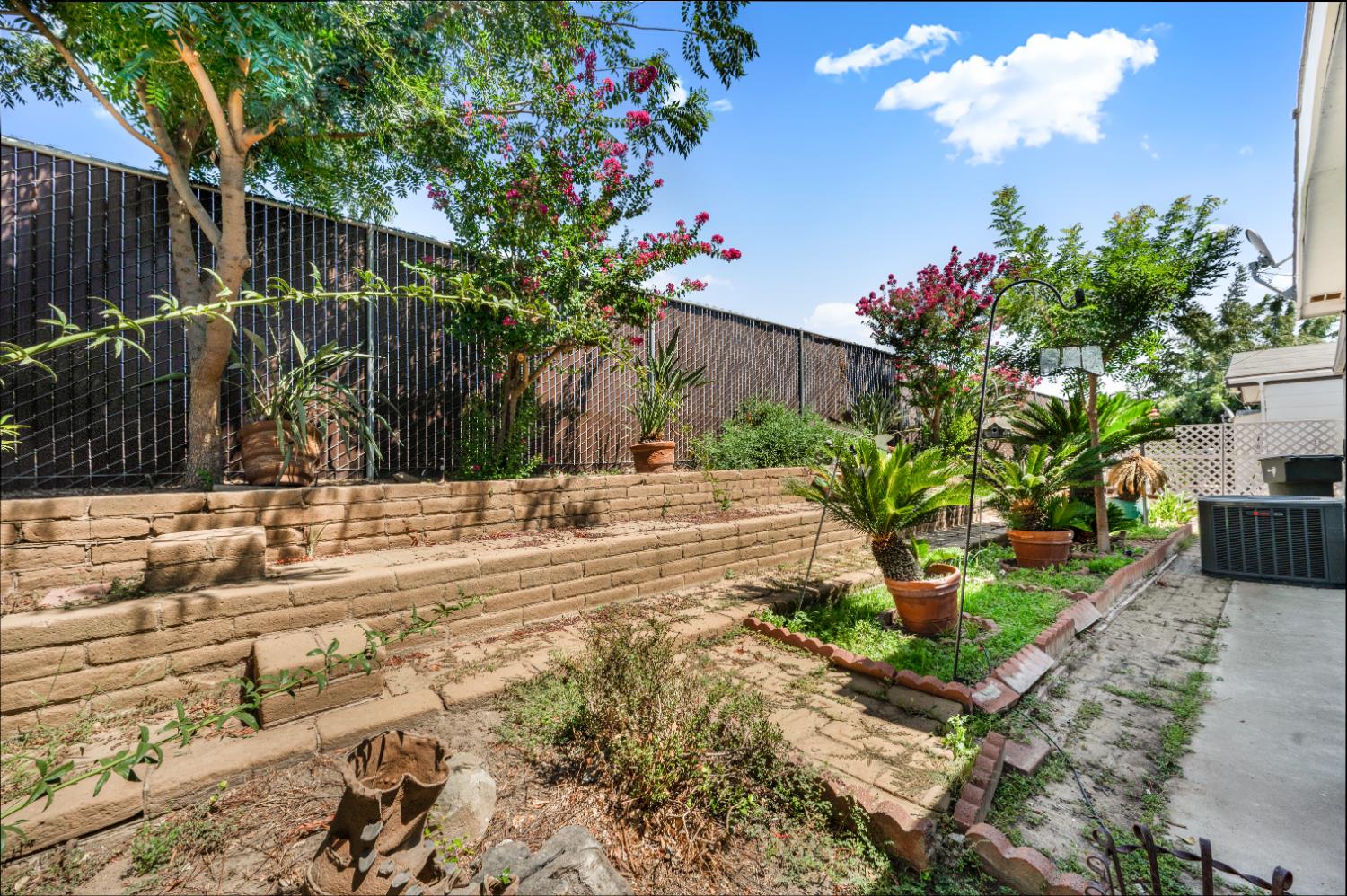 2706 W Ashlan Ave #54, Fresno, CA 93705