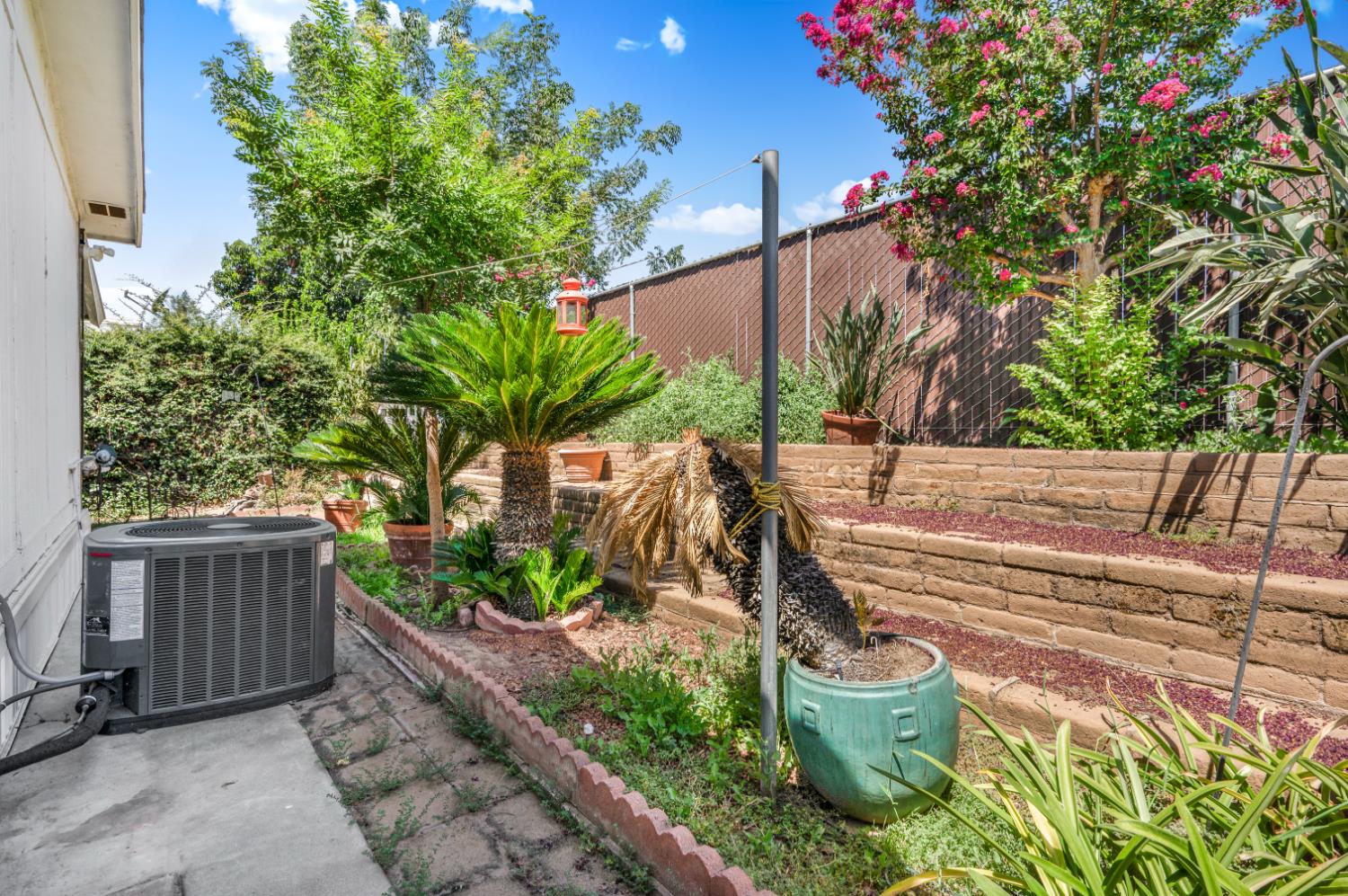 2706 W Ashlan Ave #54, Fresno, CA 93705