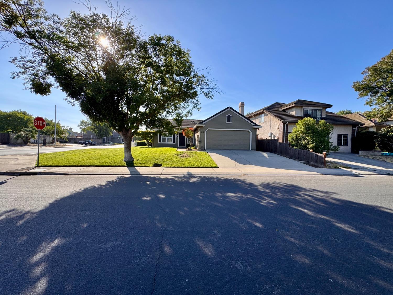 240 Gelf Ln, Modesto, CA 95357
