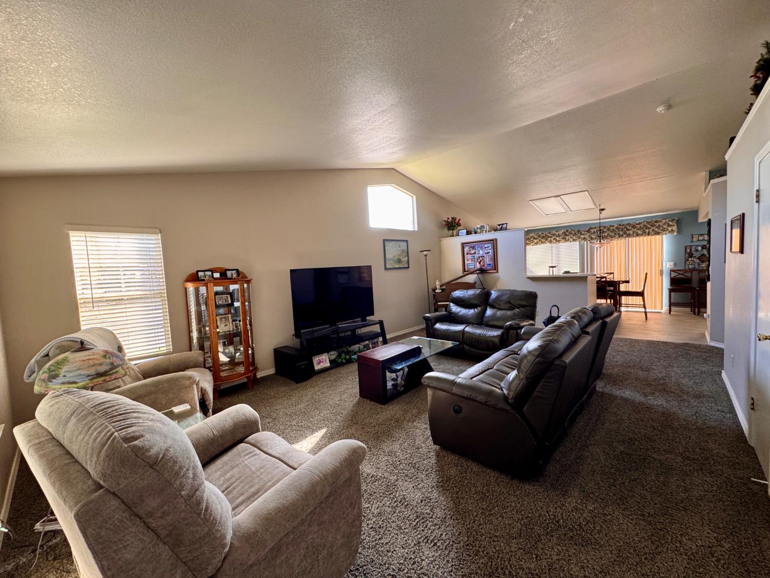 240 Gelf Ln, Modesto, CA 95357