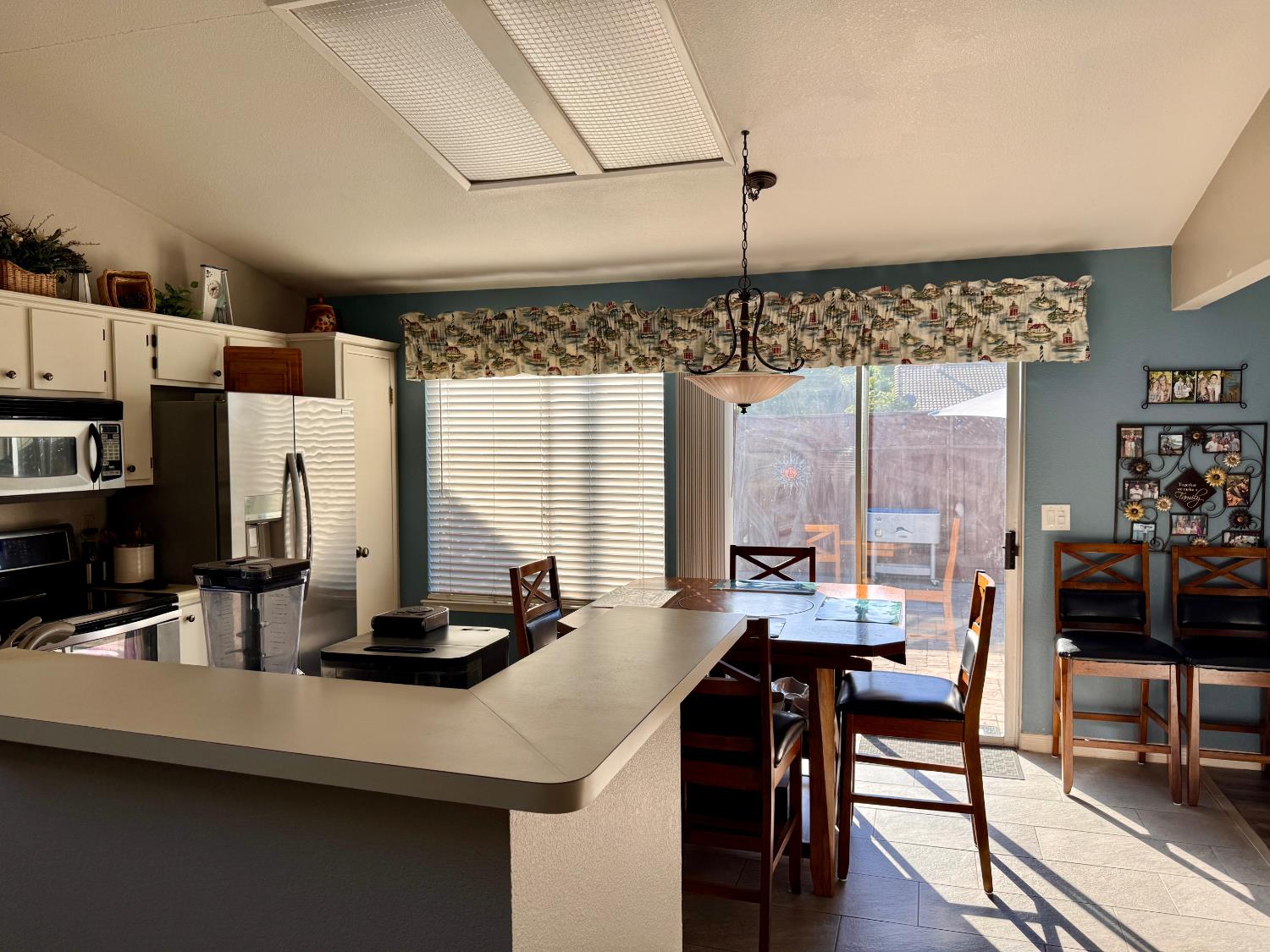 240 Gelf Ln, Modesto, CA 95357