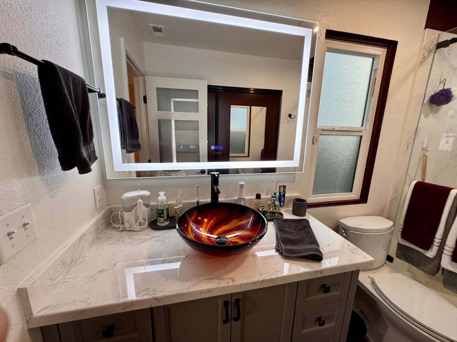 240 Gelf Ln, Modesto, CA 95357