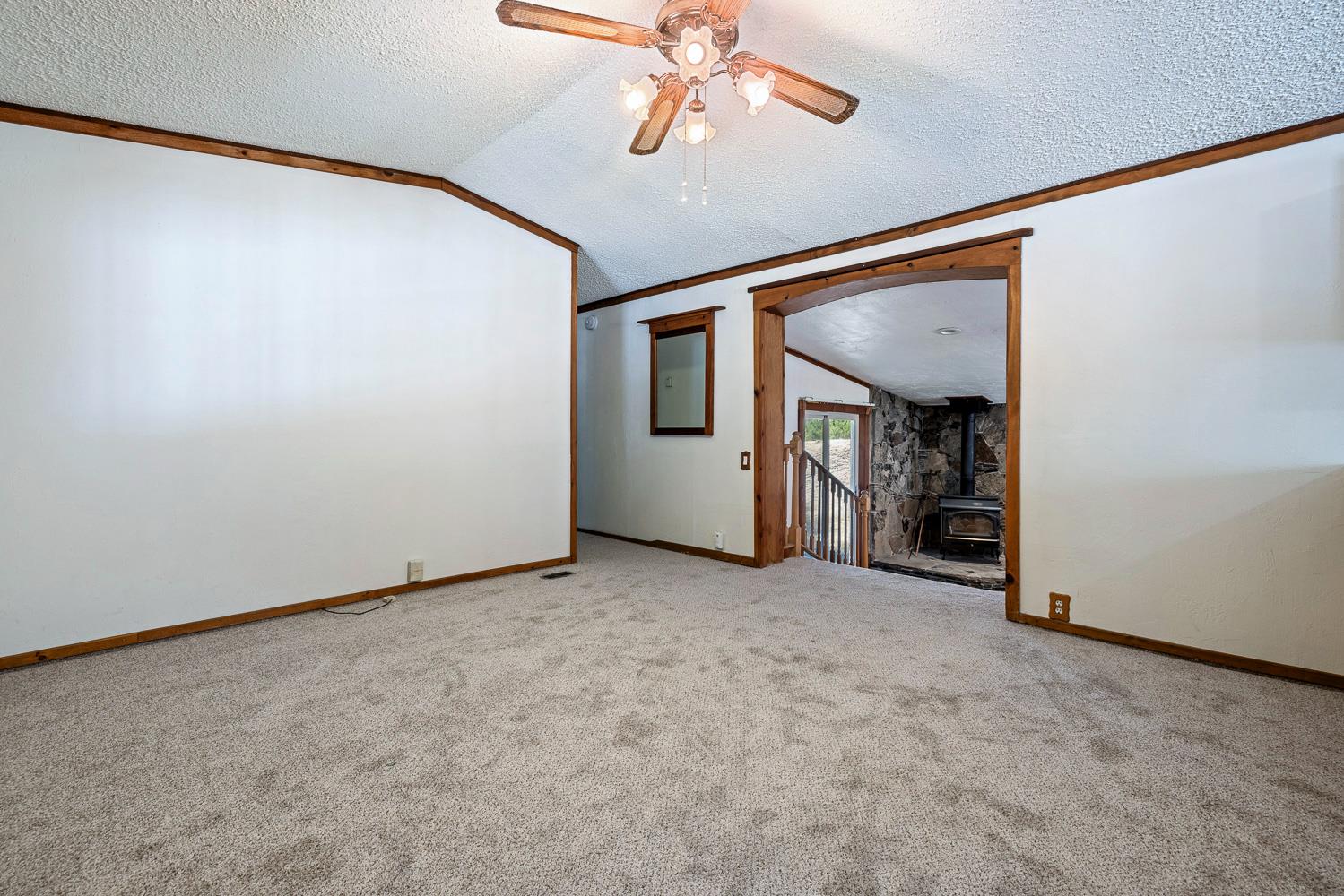 33086 Linson Rd, Tollhouse, CA 93667