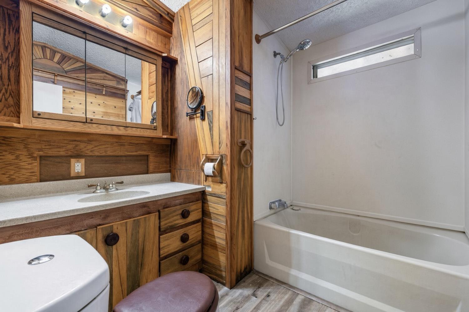 33086 Linson Rd, Tollhouse, CA 93667