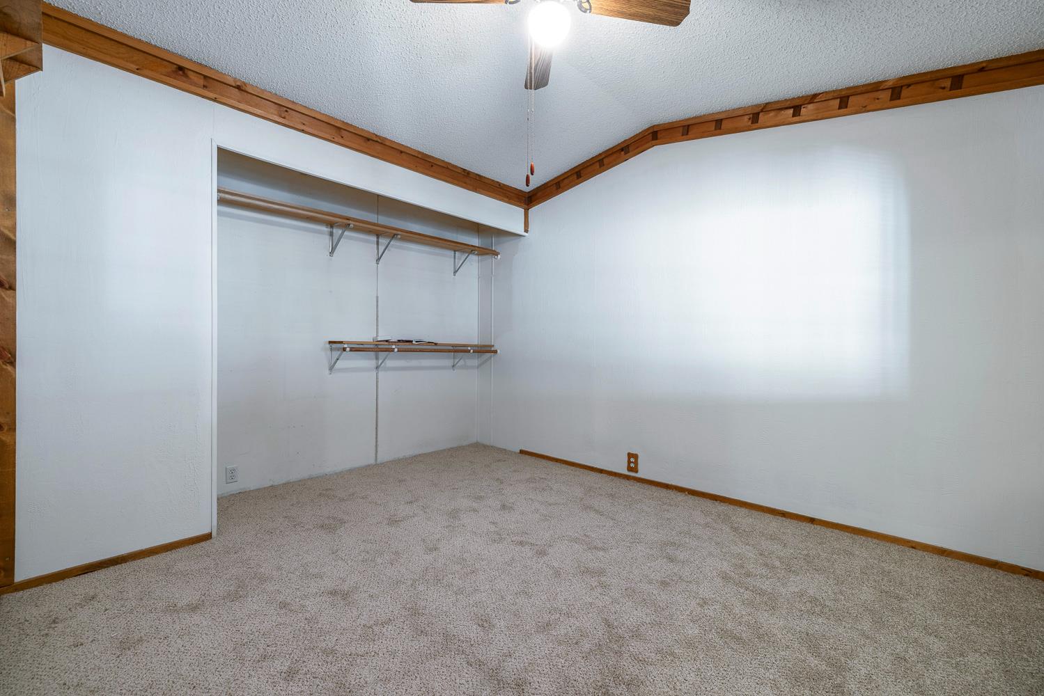 33086 Linson Rd, Tollhouse, CA 93667