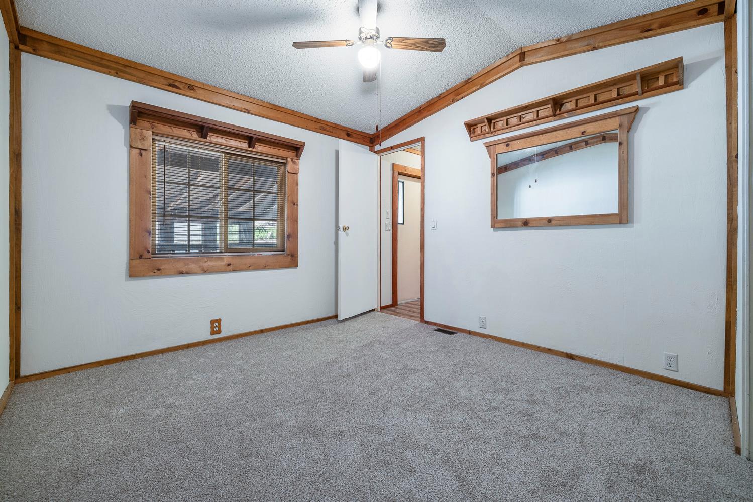 33086 Linson Rd, Tollhouse, CA 93667