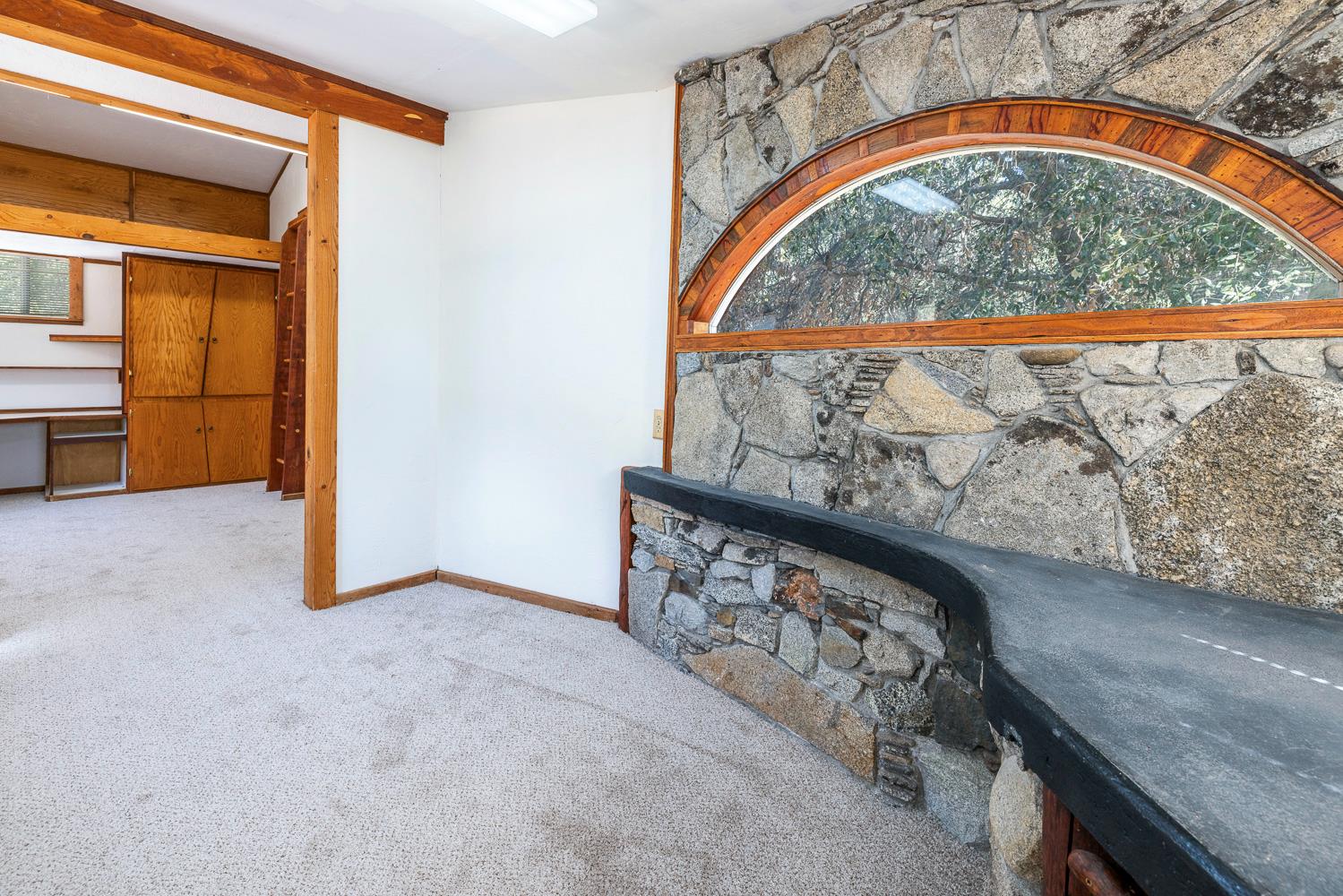 33086 Linson Rd, Tollhouse, CA 93667