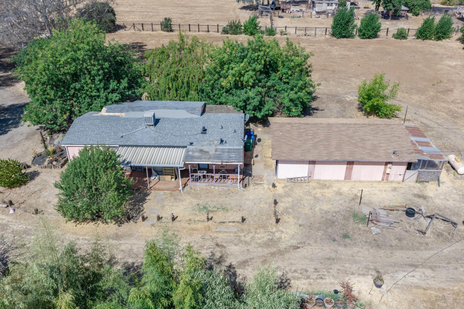 12752 N Robinson Ave, Sanger, CA 93657