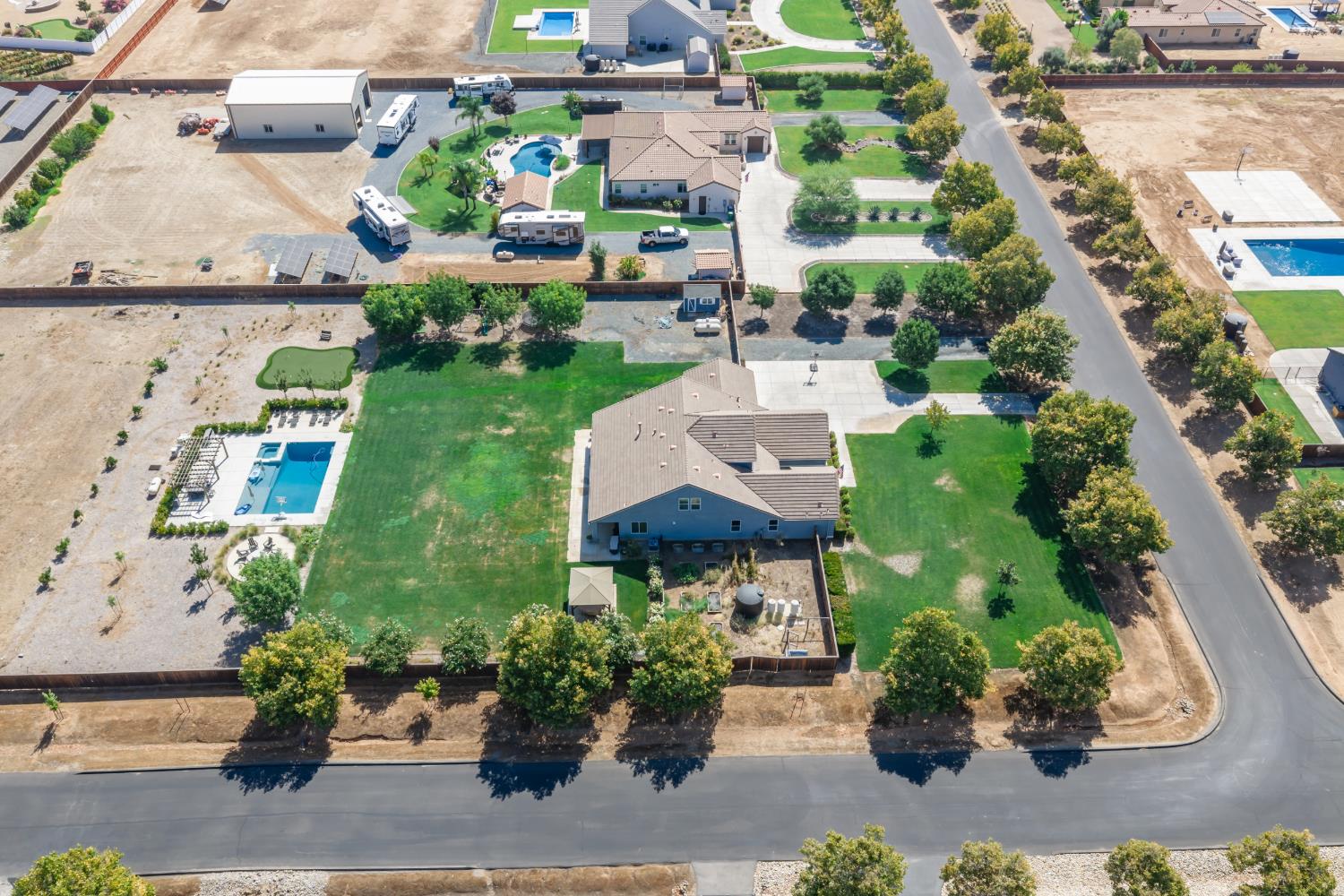 12752 N Robinson Ave, Sanger, CA 93657